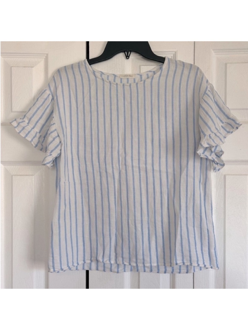 Boutique Cotton Bleu Light Blue Striped Ruffle Sleeve Linen Top